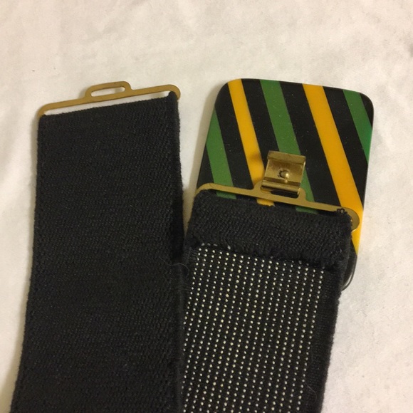 🍋
EUC Wide Stretch Belt / Striped Buckle - Picture 5 of 5
